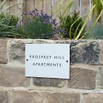 The Penthouse Retreat Апартаменты