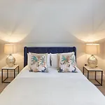 The Penthouse Retreat Whitby