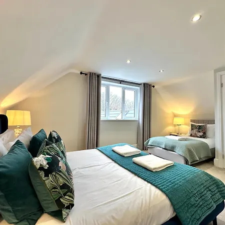 The Penthouse Retreat Апартаменты
